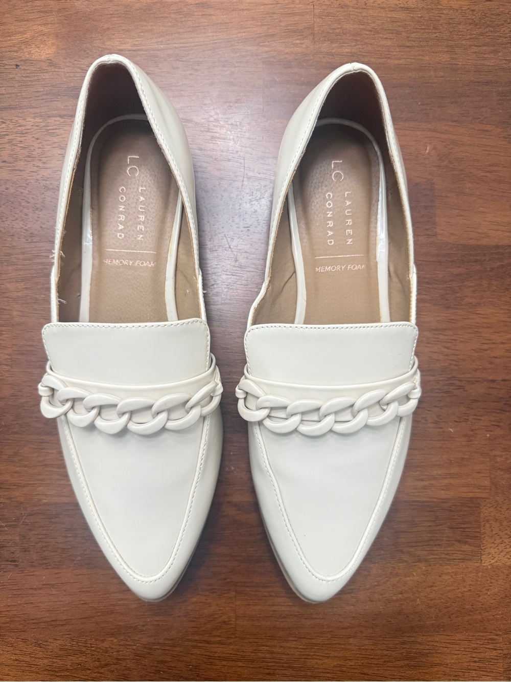 LC Lauren Conrad Cream Winter White Chain-Trim Classic Loafers NWT SIZE 10